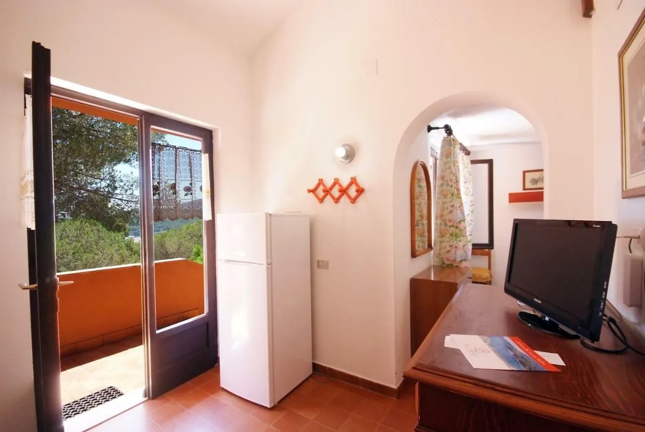 Aparthotel Sud Est Apartment Porto Azzurro
