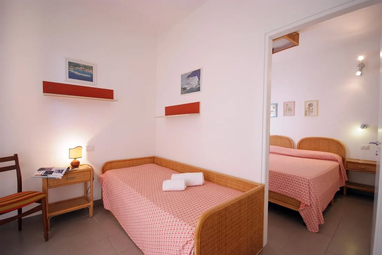 Sud Est Apartment Porto Azzurro