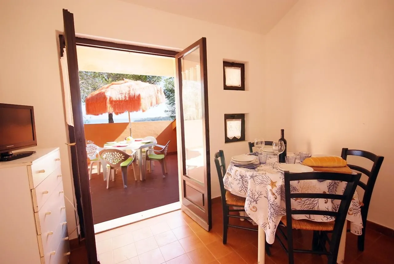 Sud Est Apartment Porto Azzurro Italy