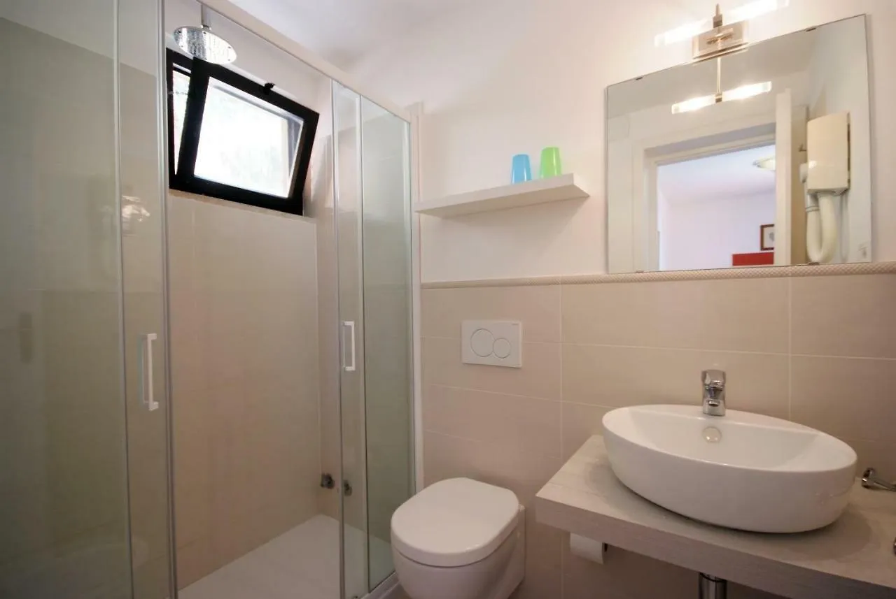 Sud Est Apartment Porto Azzurro 2*,  Italy